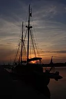 21.08.2013 20:12:59
Rostock Stadthafen
Ostsee 2013
Ostsee-Fotos
Foto-Gallerie