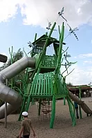 23.08.2013 12:47:24
Karls Erdbeerhof
Ostsee 2013
Ostsee-Fotos
Foto-Gallerie