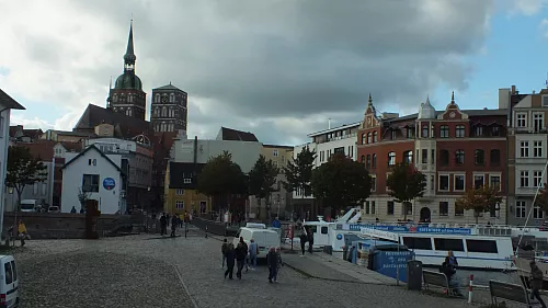 &copy; R.Thiel
10.10.2020 12:55:19
Stralsund 2020
Ostsee-Fotos
Foto-Gallerie