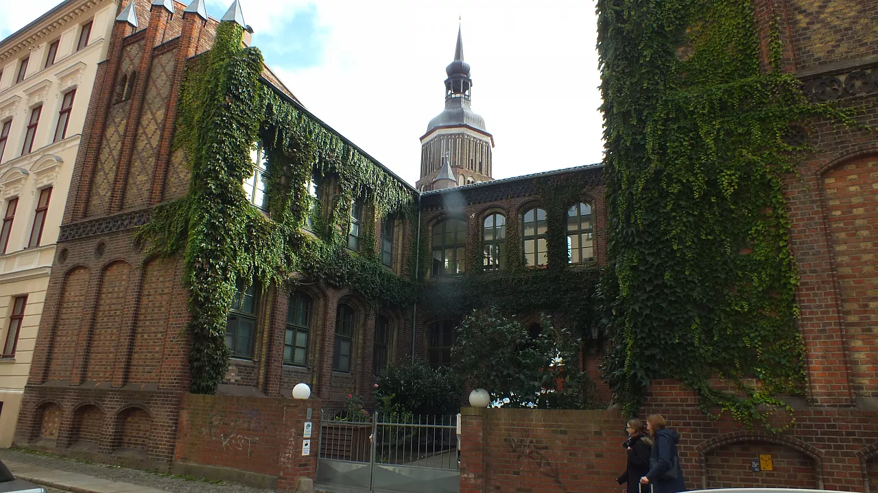 &copy; R.Thiel
10.10.2020 11:47:11
Stralsund 2020
Ostsee-Fotos
Foto-Gallerie