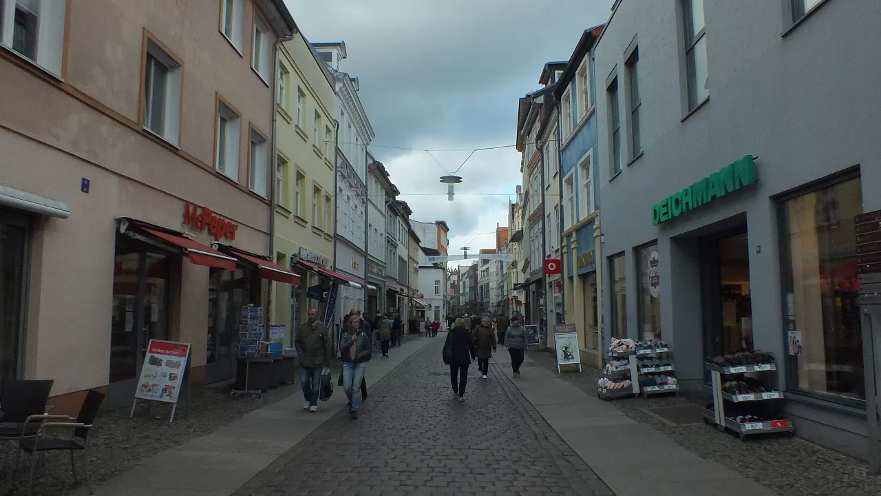 &copy; R.Thiel
10.10.2020 12:02:05
Stralsund 2020
Ostsee-Fotos
Foto-Gallerie