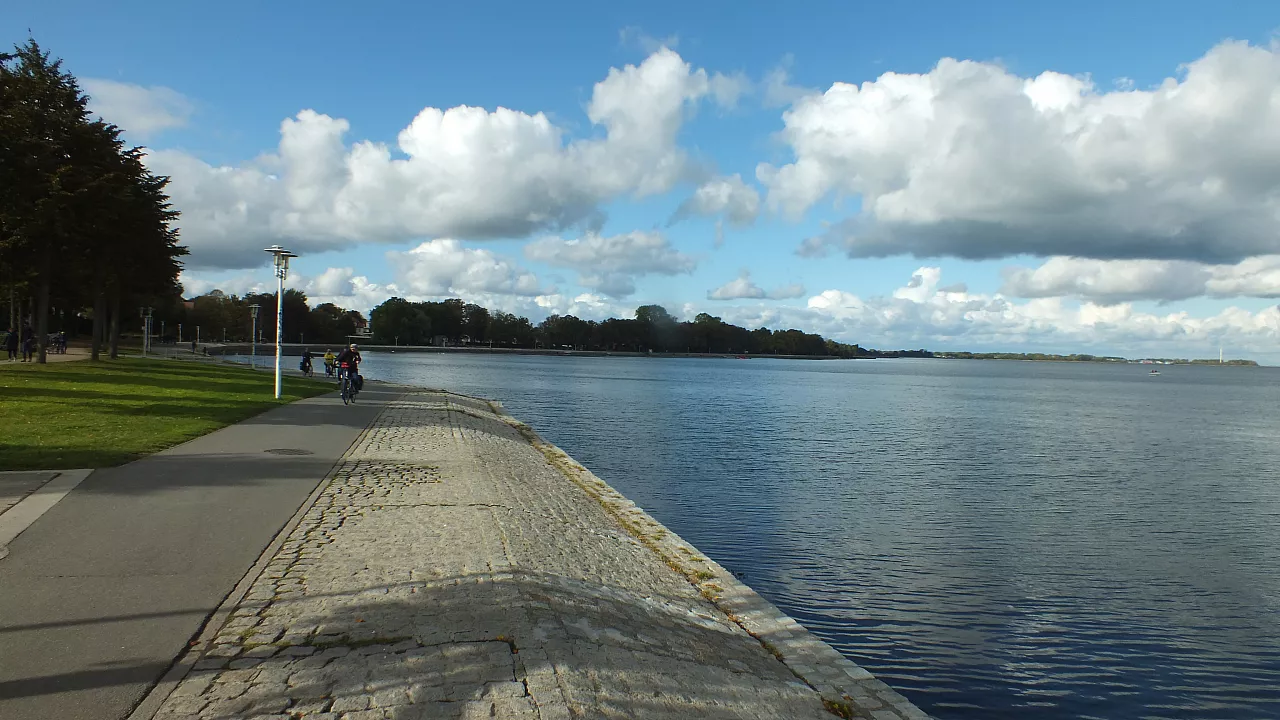 &copy; R.Thiel
10.10.2020 13:05:37
Stralsund 2020
Ostsee-Fotos
Foto-Gallerie