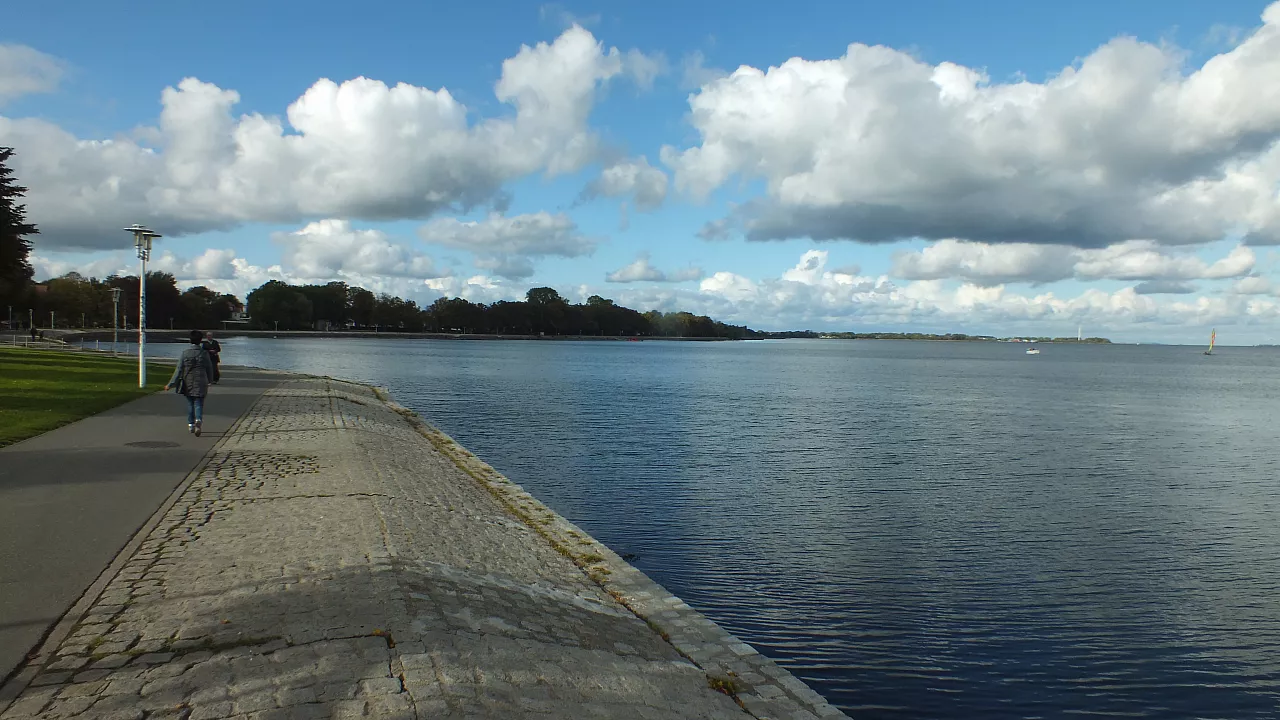 &copy; R.Thiel
10.10.2020 13:05:49
Stralsund 2020
Ostsee-Fotos
Foto-Gallerie