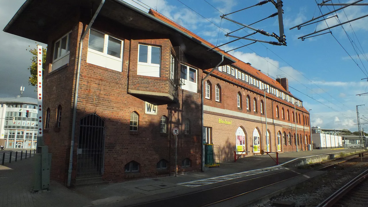 &copy; R.Thiel
10.10.2020 15:43:58
Stralsund 2020
Ostsee-Fotos
Foto-Gallerie